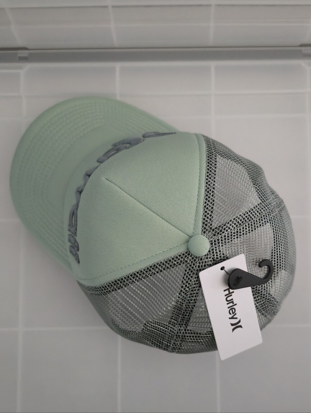 Hurley Hawaii Trucker Hat - Picture 9 of 10